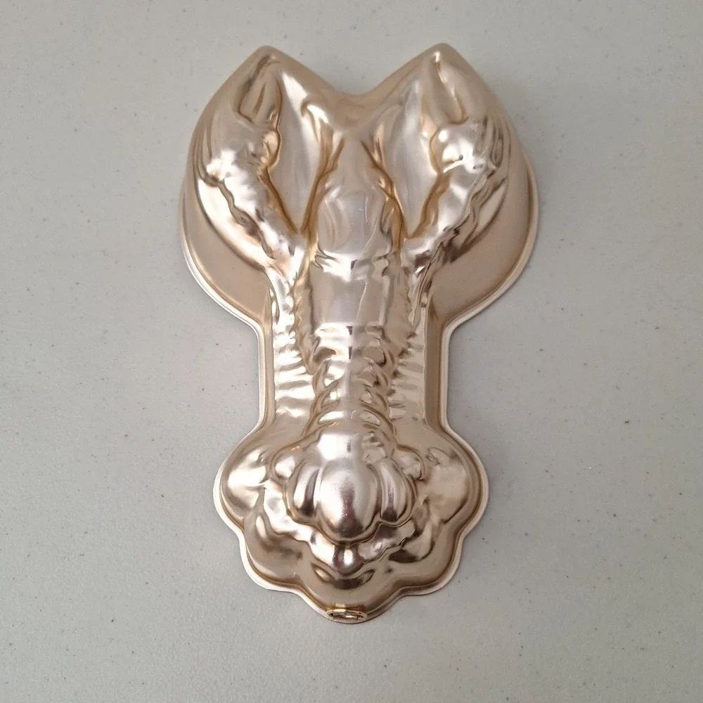 Vintage Copper Plate Lobster Wall Hanging Jello Cake Mold MCM Golden Girls